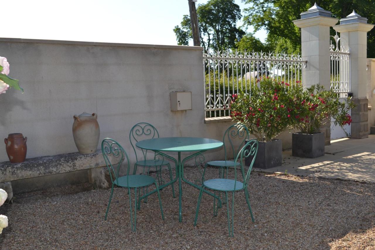 Les Chambres D Hotes Du Lavoir Restigne Luaran gambar