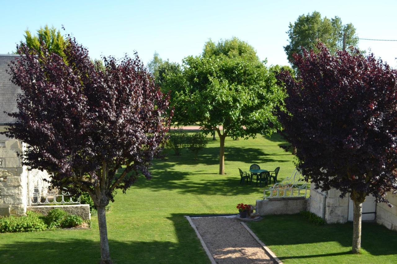 Les Chambres D Hotes Du Lavoir Restigne Luaran gambar